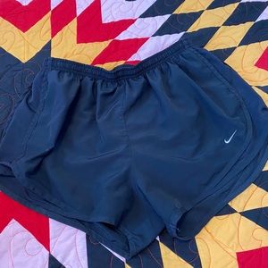 NIKE dirt fit running shorts
